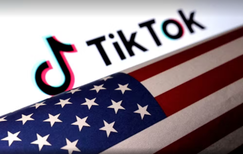 TikTok voltou, galera! Trump deu um jeitinho e adiou a proibição nos EUA!